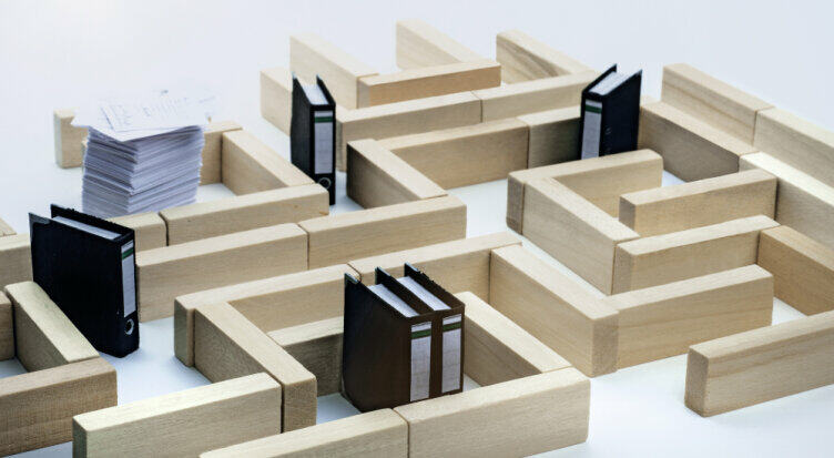 Definitions and safety requirements in accordance with the Pressure Equipment Directive (PED)