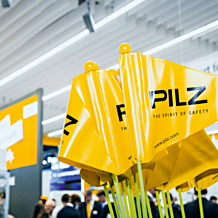 At SPS smart production solutions (14 - 16 November 2023, Nuremberg), Pilz will be showing technologies and solutions that make machinery Safe and Secure, even against the background of the new Machinery Regulation. (Photo: © Pilz GmbH & Co. KG)